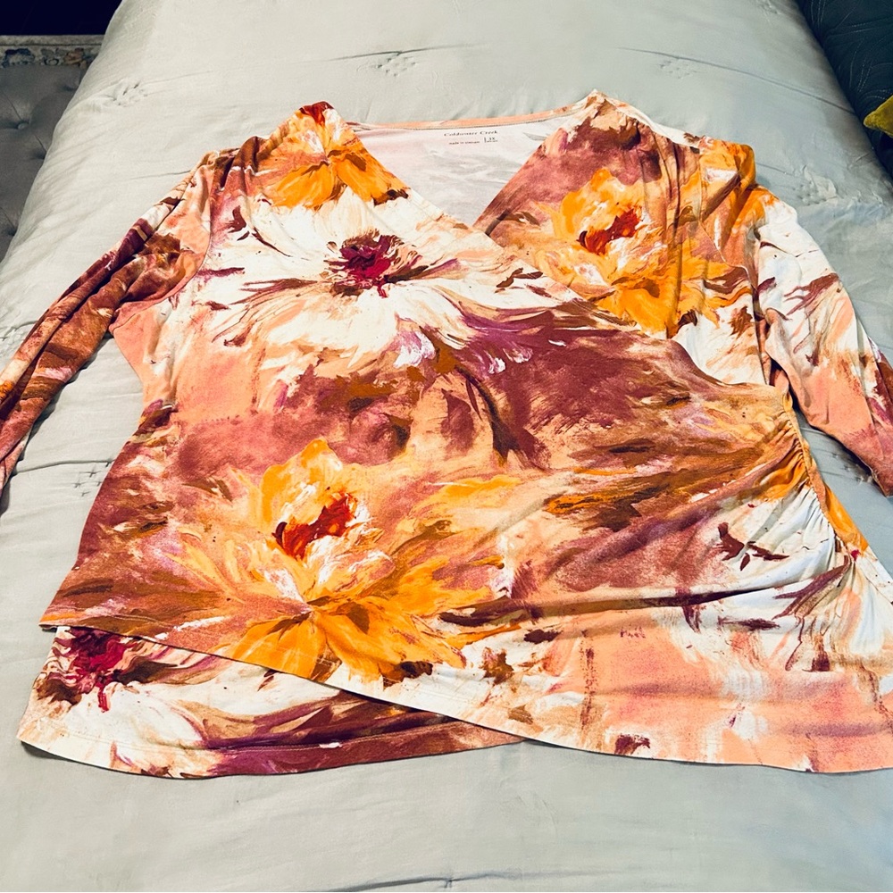 Coldwater Creek shades of orange/rust/white faux wrap top Size 24-26 3X